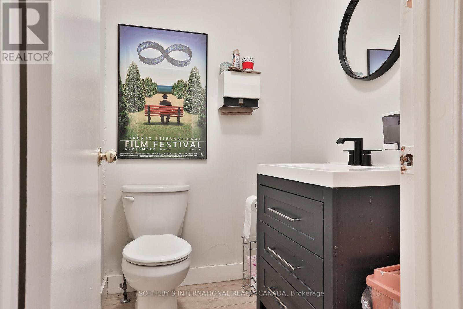 108 Scollard Street, Toronto, Ontario  M5R 1G2 - Photo 8 - C12495572