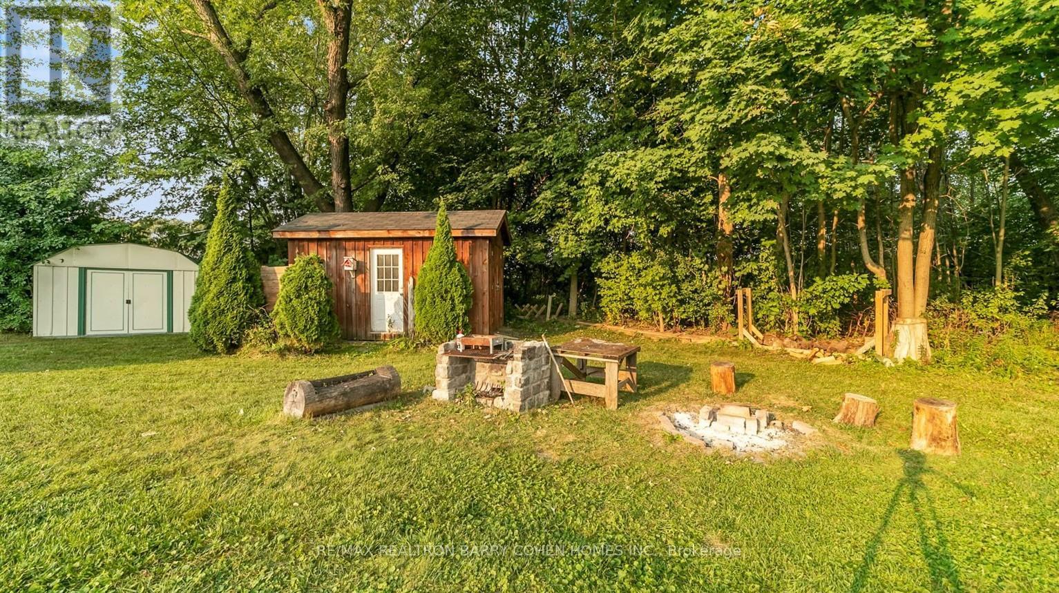 14 Mellon Avenue, Georgina, Ontario  L0E 1N0 - Photo 5 - N12559548