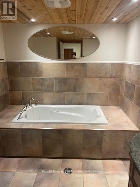 Basement - 2036 Lilac Drive, Innisfil, Ontario  L0L 2M0 - Photo 6 - N12559550