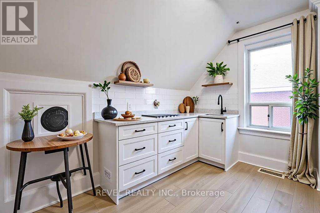 44 Parkside Drive, Barrie, Ontario  L4N 1W9 - Photo 29 - S12559602