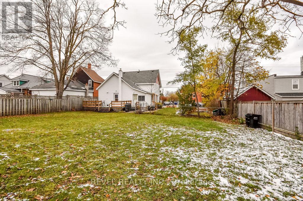 44 Parkside Drive, Barrie, Ontario  L4N 1W9 - Photo 37 - S12559602