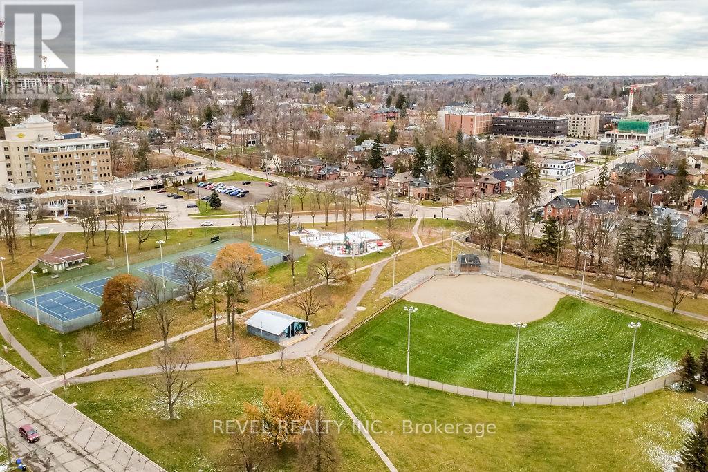 44 Parkside Drive, Barrie, Ontario  L4N 1W9 - Photo 41 - S12559602