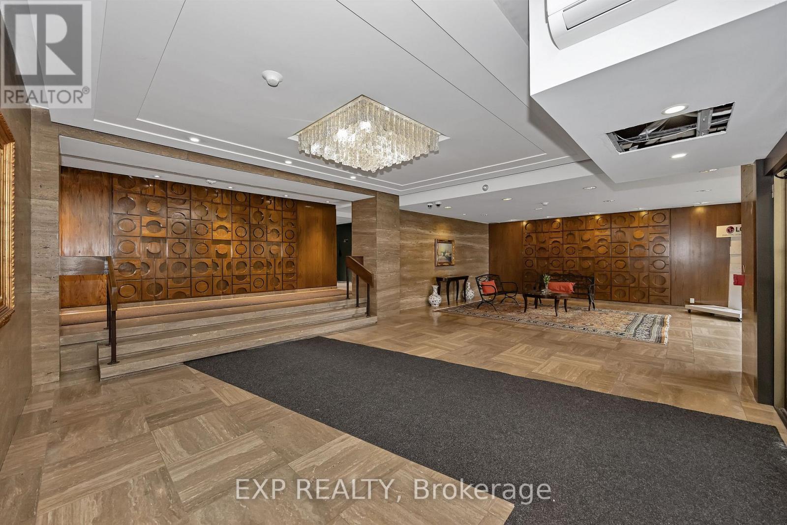 303 - 2625 Regina Street, Ottawa, Ontario  K2B 5W8 - Photo 3 - X12559636