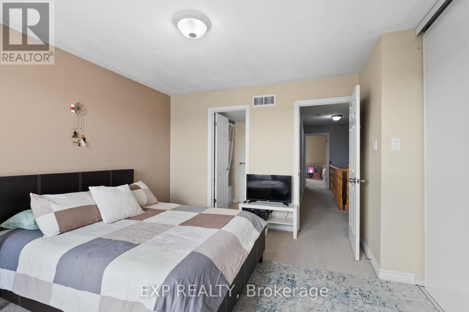 588-B Chapman Mills Drive, Ottawa, Ontario K2J 3V2 - Photo 32 - X12559698