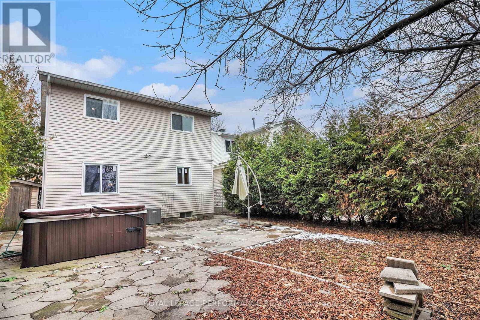 6349 St Louis Drive, Ottawa, Ontario  K1C 2X9 - Photo 30 - X12559720