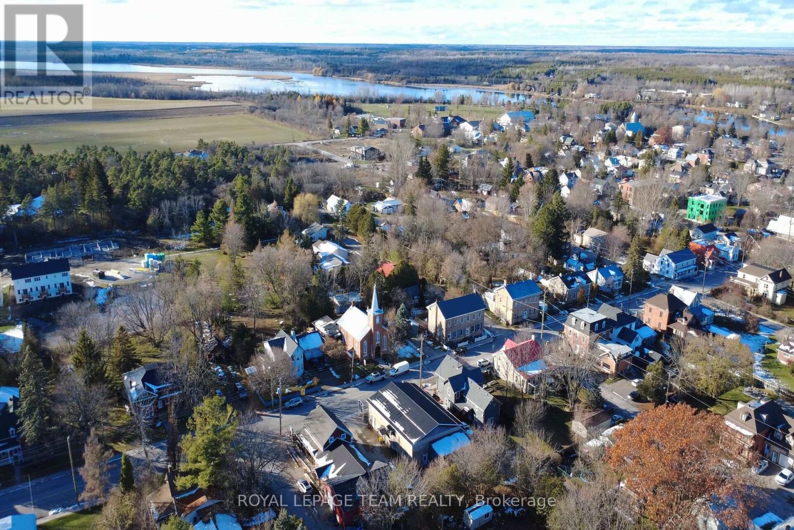 629 St Lawrence Street, Merrickville-Wolford, Ontario  K0G 1N0 - Photo 32 - X12559722