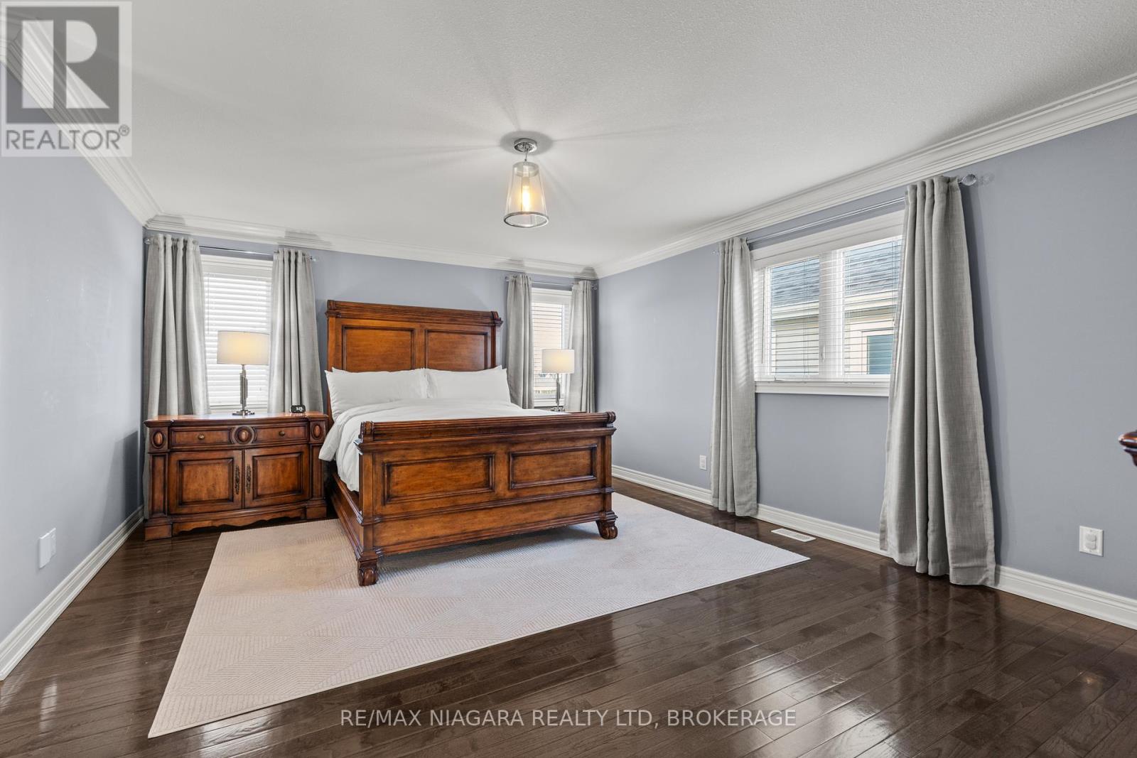 202 South Pelham Road, Welland, Ontario L3C 0E7 - Photo 18 - X12559784