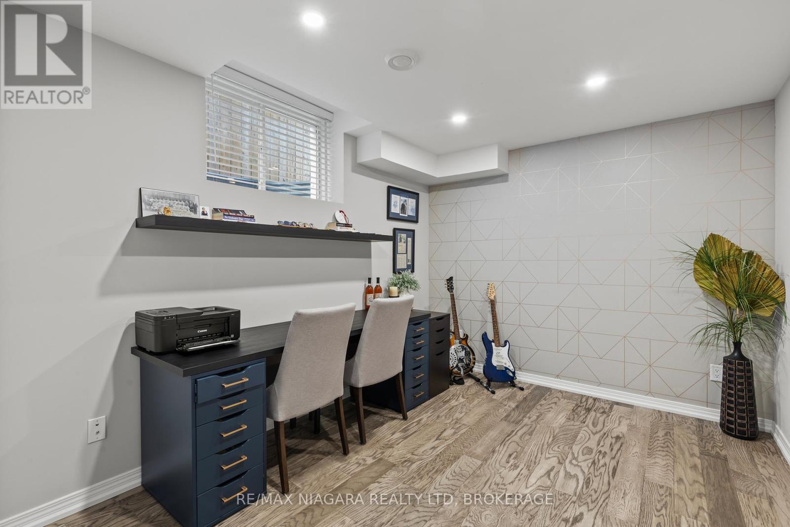 202 South Pelham Road, Welland, Ontario L3C 0E7 - Photo 33 - X12559784