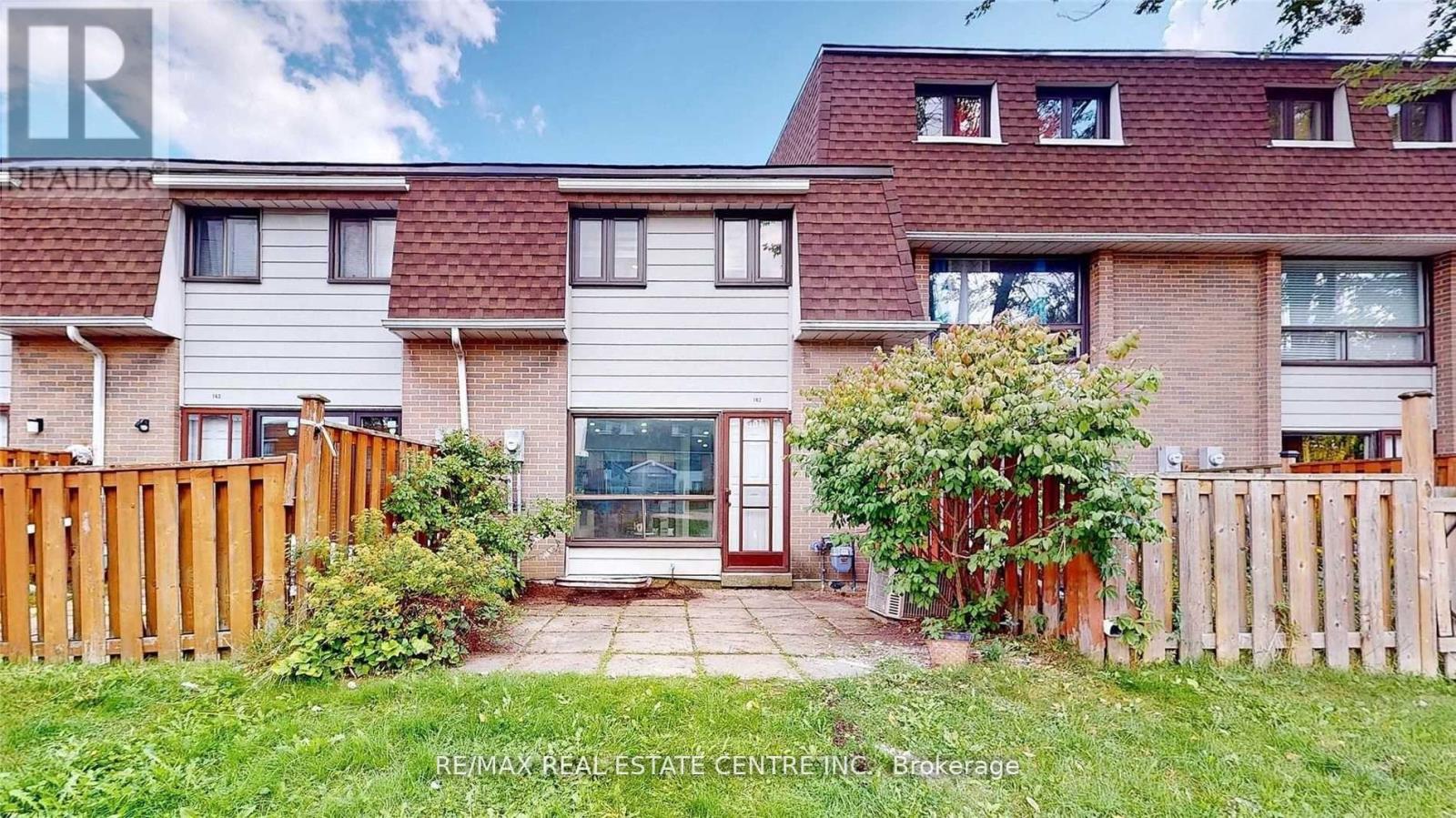 142 - 475 Bramalea Road, Brampton, Ontario  L6T 2X3 - Photo 3 - W12559538