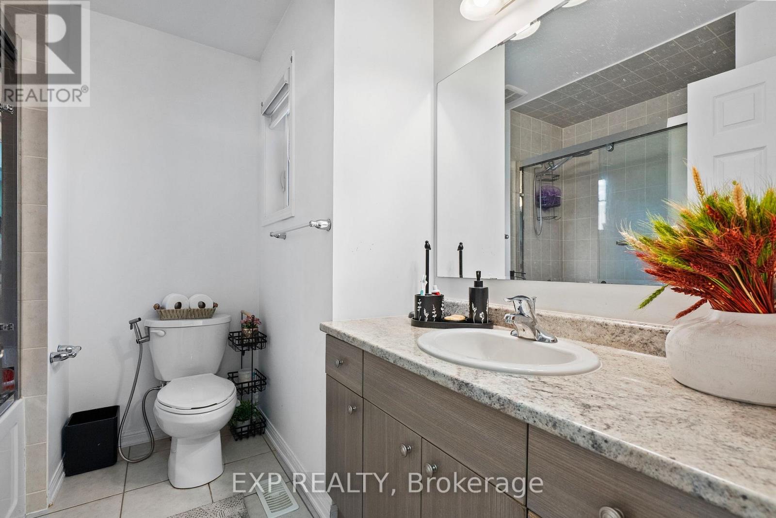 146 Vanhorne Close, Brampton, Ontario  L7A 0G2 - Photo 30 - W12559584