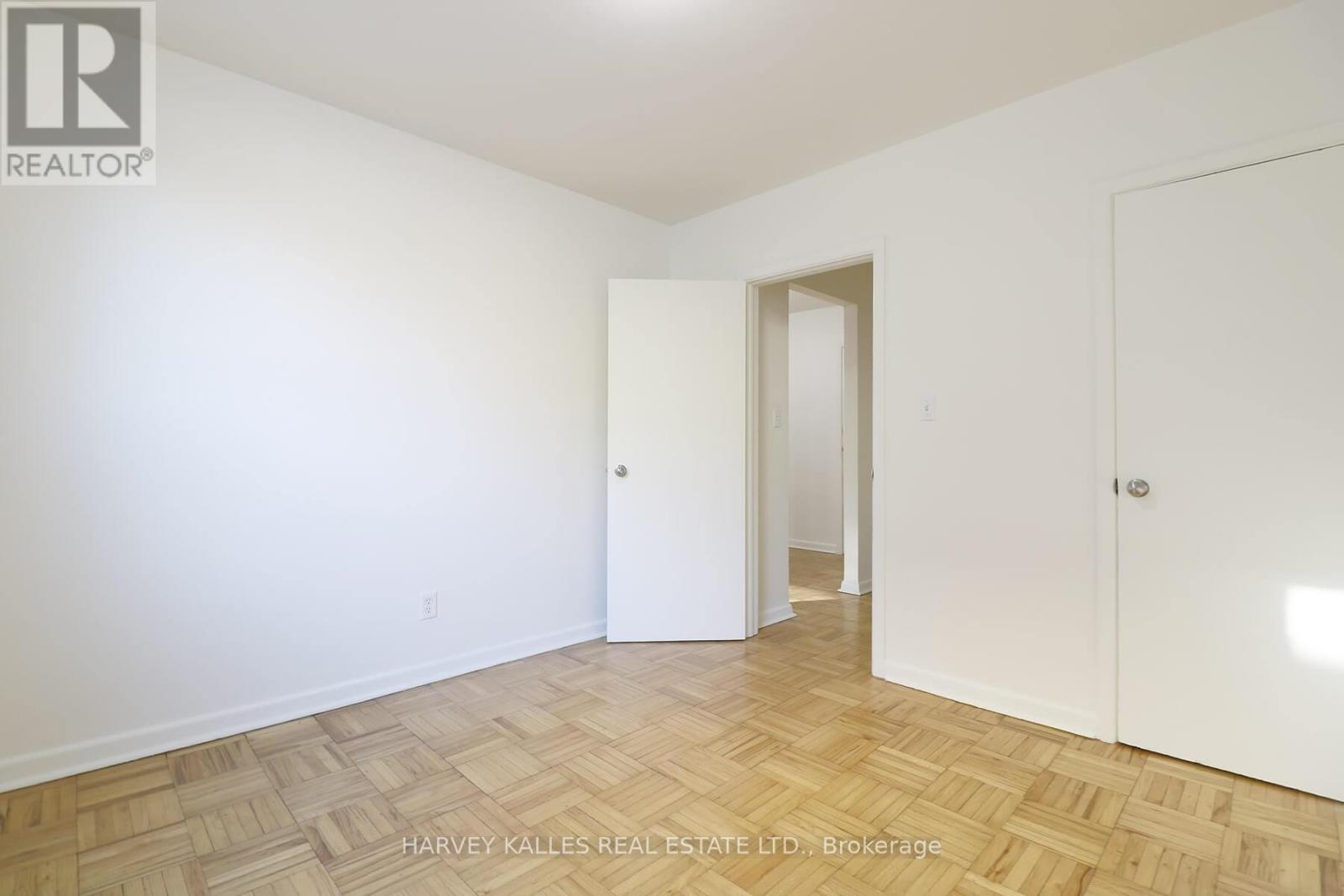 108 - 500 Gilbert Avenue, Toronto, Ontario  M6E 4X5 - Photo 11 - W12559622