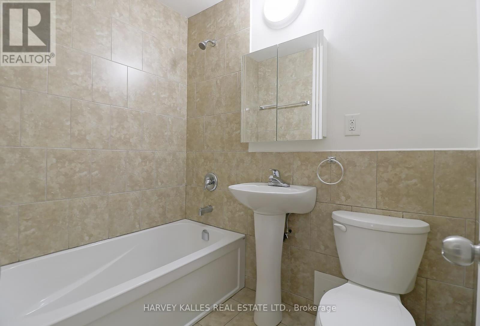 108 - 500 Gilbert Avenue, Toronto, Ontario  M6E 4X5 - Photo 7 - W12559622