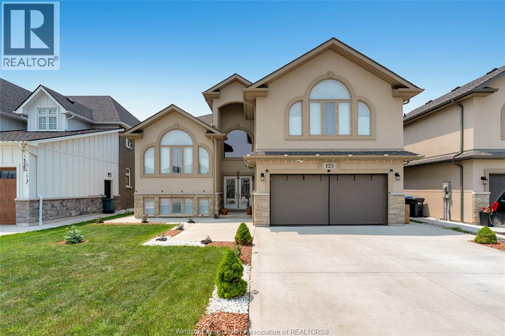 MLS# 25029185: 123 SUMMER STREET, Belle River, Canada