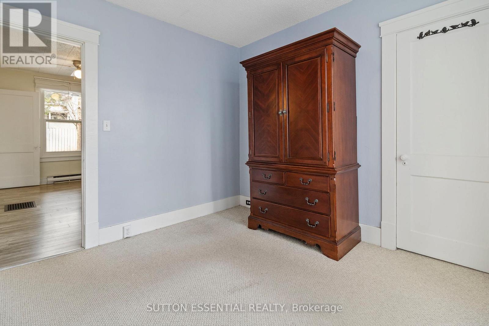 36 Ann Street, Brockville, Ontario  K6V 5L2 - Photo 18 - X12559632