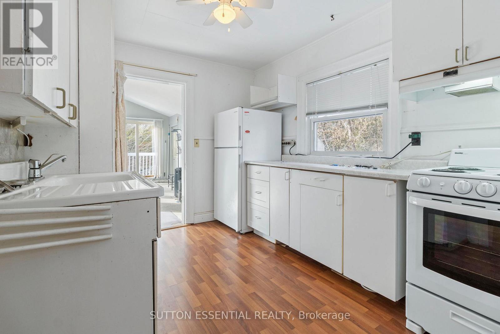 36 Ann Street, Brockville, Ontario  K6V 5L2 - Photo 31 - X12559632