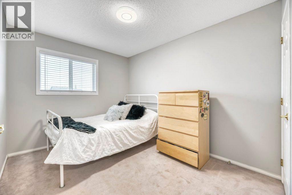 17 Taravista Way Ne, Calgary, Alberta  T3J 4K1 - Photo 20 - A2266199