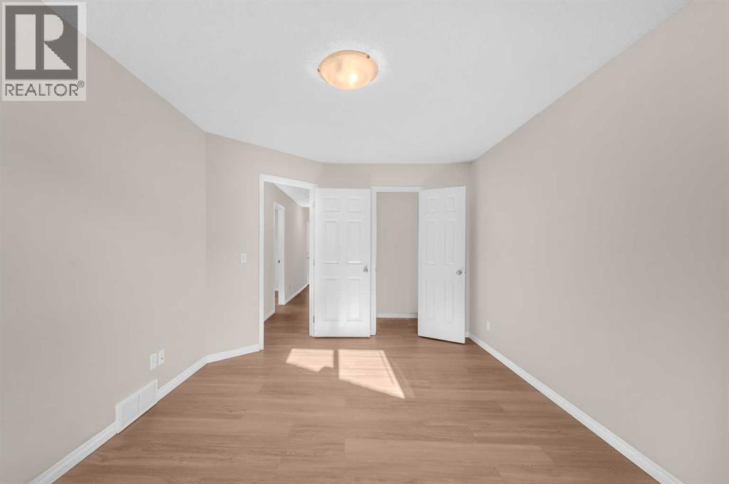 231 Saddlebrook Way Ne, Calgary, Alberta  T3J 0B5 - Photo 15 - A2271374