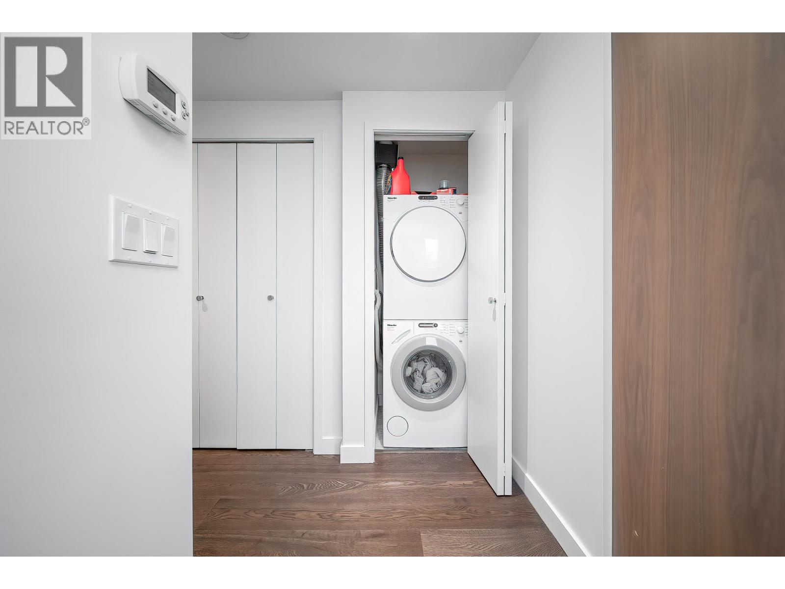 1903 8833 Hazelbridge Way, Richmond, British Columbia  V6X 0N3 - Photo 16 - R3068747