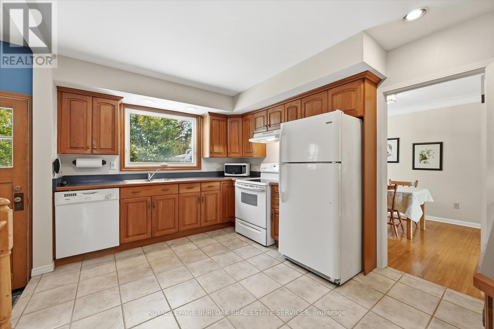 75 Flamboro Street, Hamilton, Ontario  L0R 2H0 - Photo 12 - X12559530