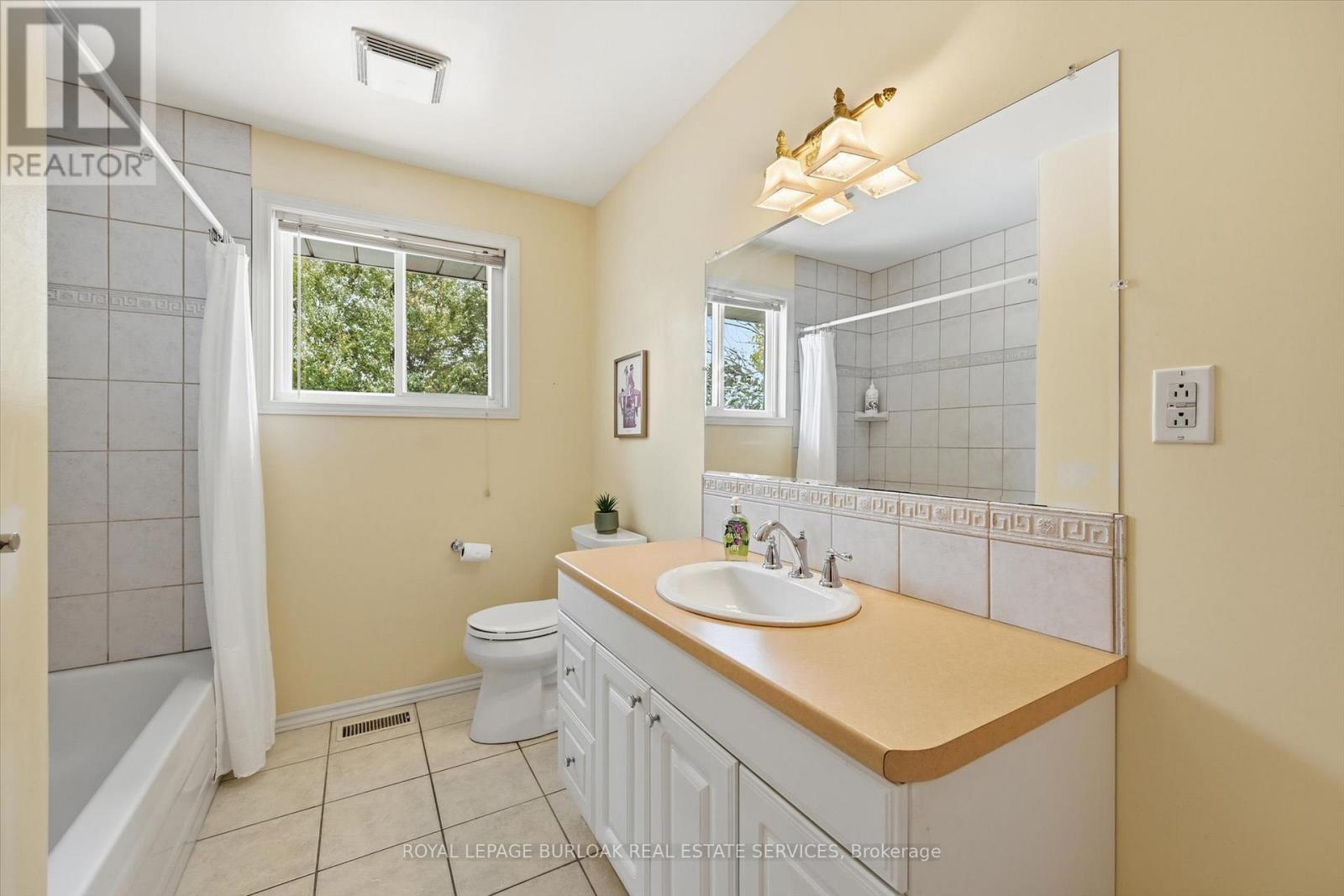 75 Flamboro Street, Hamilton, Ontario  L0R 2H0 - Photo 16 - X12559530