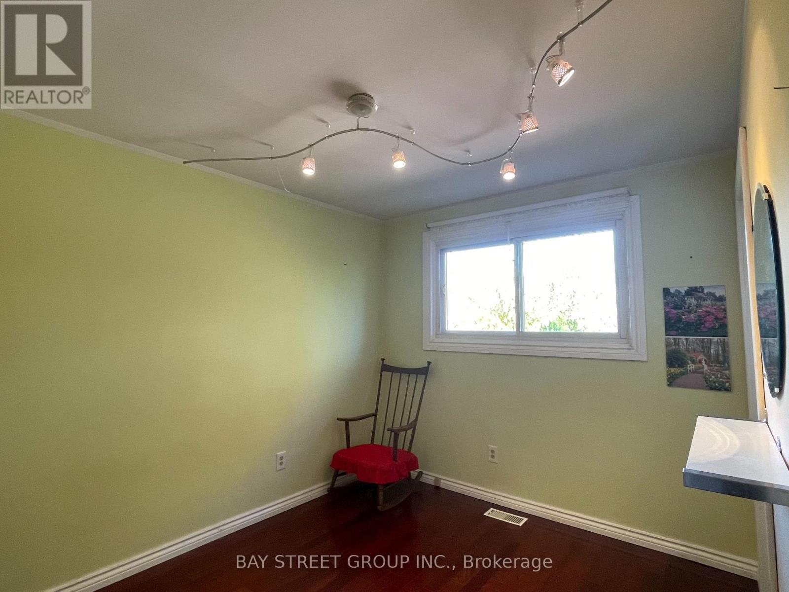 8159 Niven Street, Niagara Falls, Ontario  L2H 2B9 - Photo 13 - X12559542