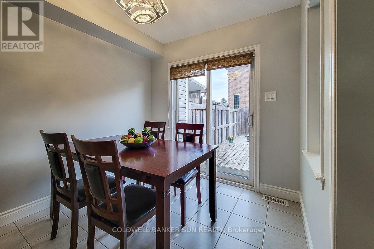 62 Lynch Crescent, Hamilton, Ontario  L0R 1C0 - Photo 18 - X12559630