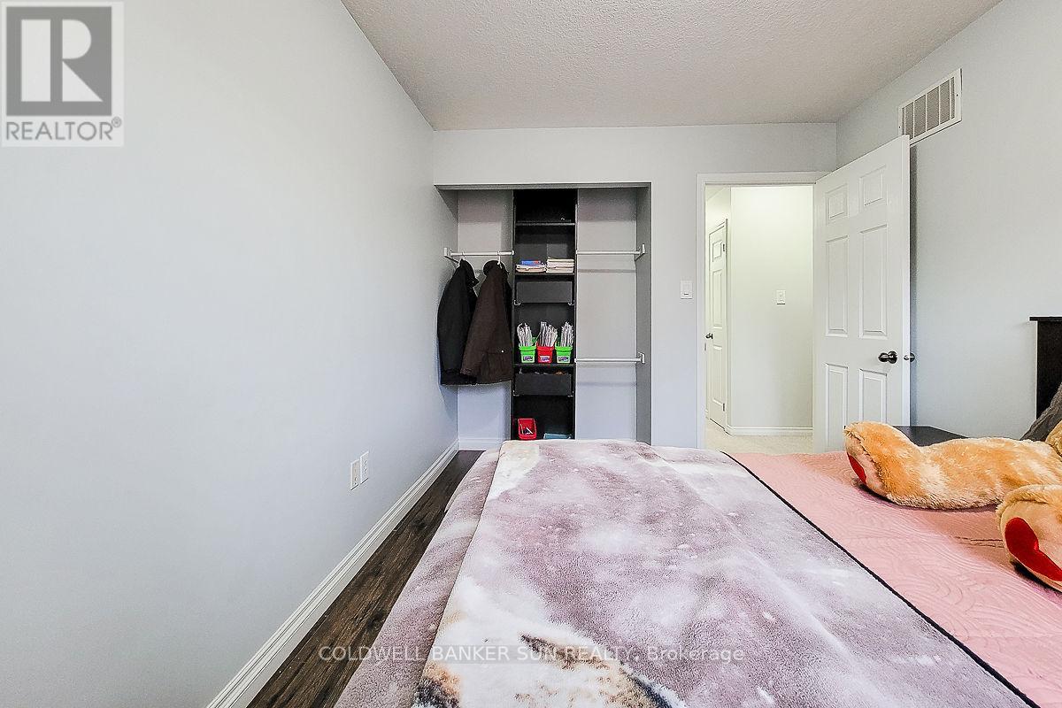 62 Lynch Crescent, Hamilton, Ontario  L0R 1C0 - Photo 28 - X12559630