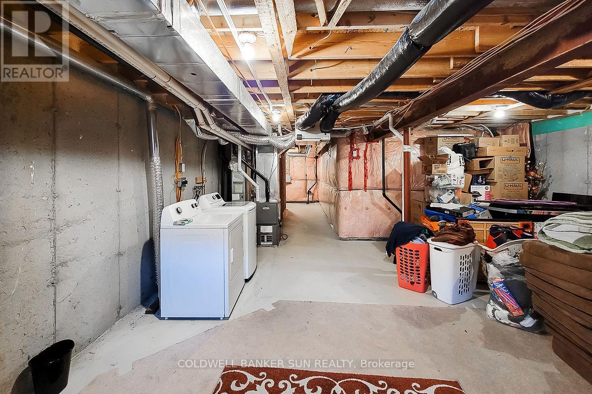 62 Lynch Crescent, Hamilton, Ontario  L0R 1C0 - Photo 32 - X12559630