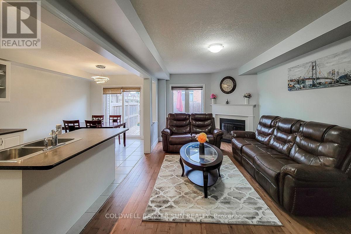 62 Lynch Crescent, Hamilton, Ontario  L0R 1C0 - Photo 8 - X12559630