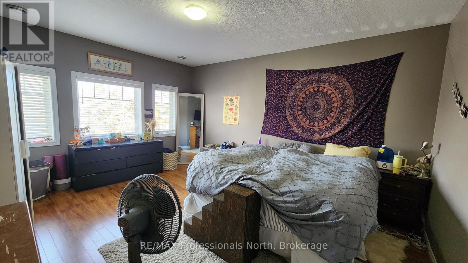 19 Duncan Street E, Huntsville, Ontario  P1H 1P6 - Photo 11 - X12542208