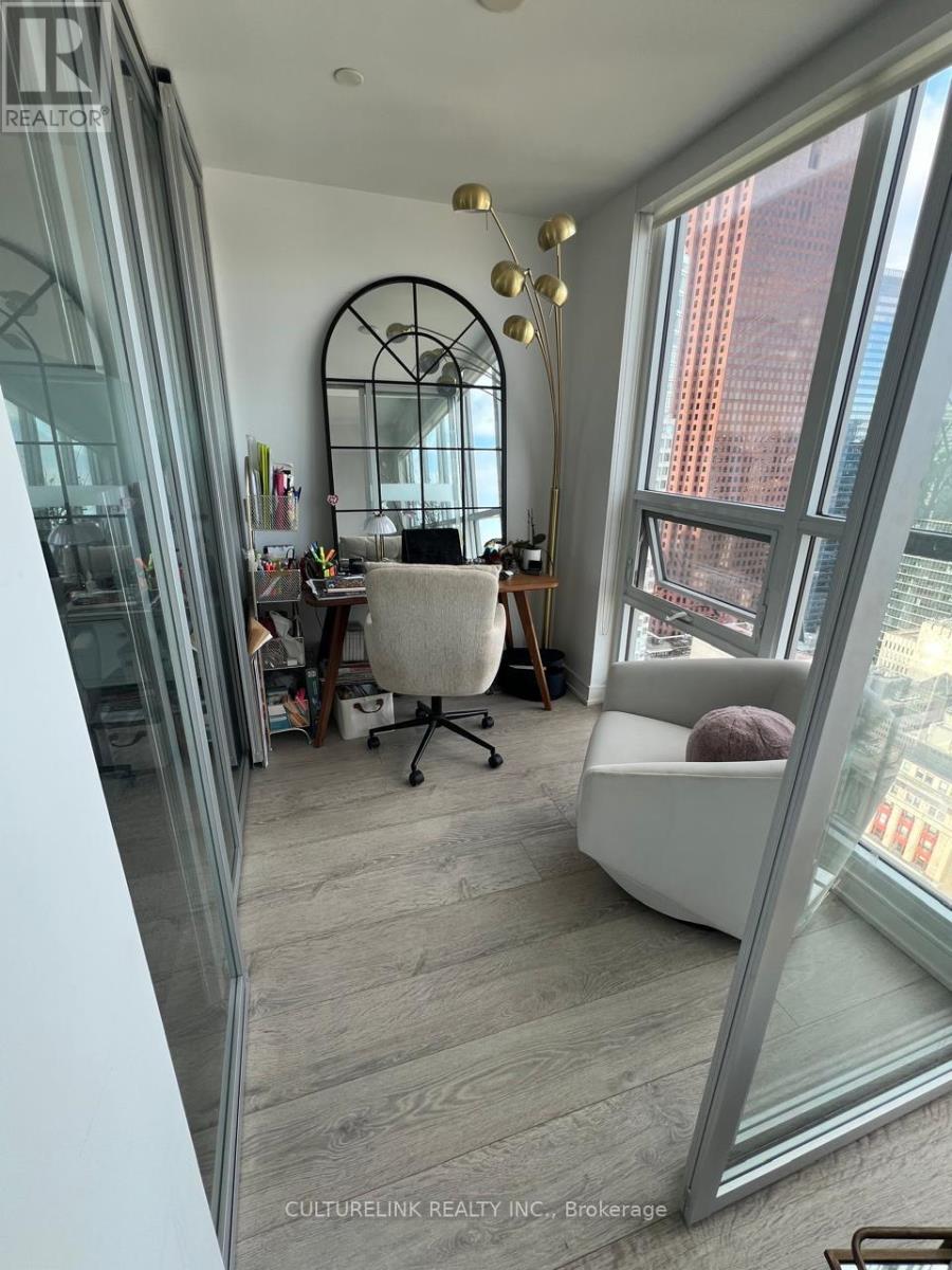 4403 - 88 Scott Street, Toronto, Ontario  M5E 0A9 - Photo 6 - C12550586