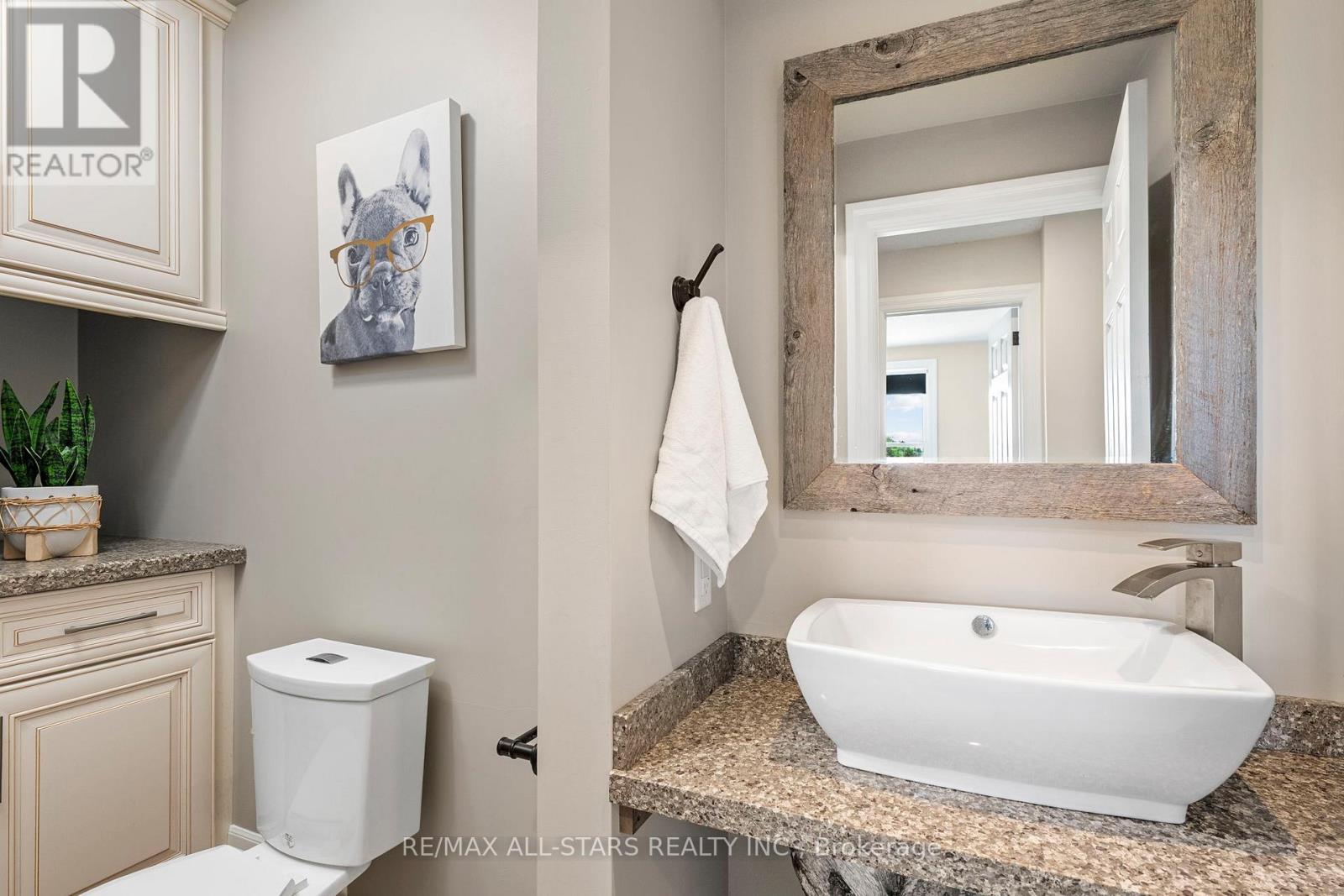 21002 Leslie Street, East Gwillimbury, Ontario  L0G 1R0 - Photo 23 - N12559070