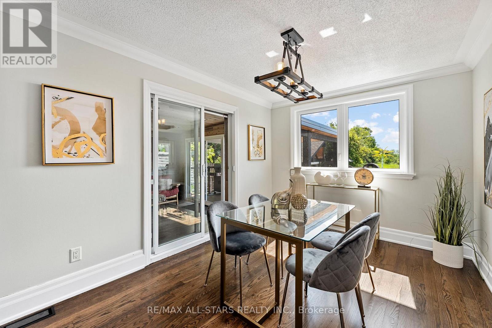 21002 Leslie Street, East Gwillimbury, Ontario  L0G 1R0 - Photo 15 - N12559070