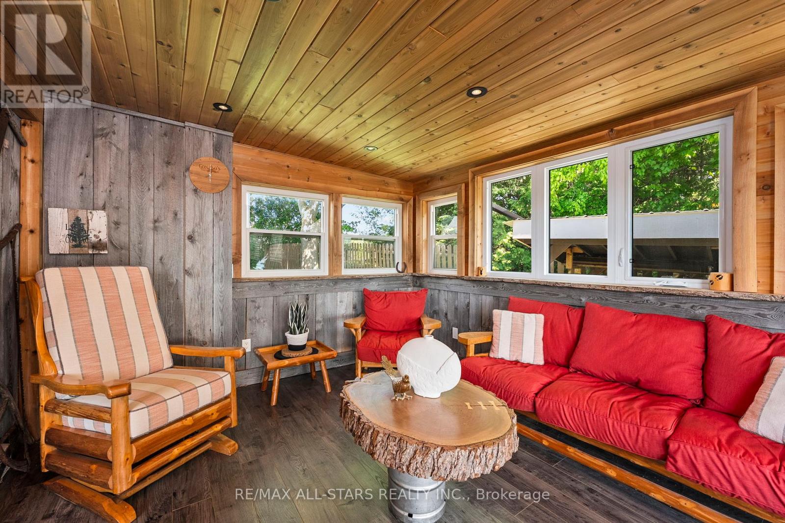 21002 Leslie Street, East Gwillimbury, Ontario  L0G 1R0 - Photo 16 - N12559070