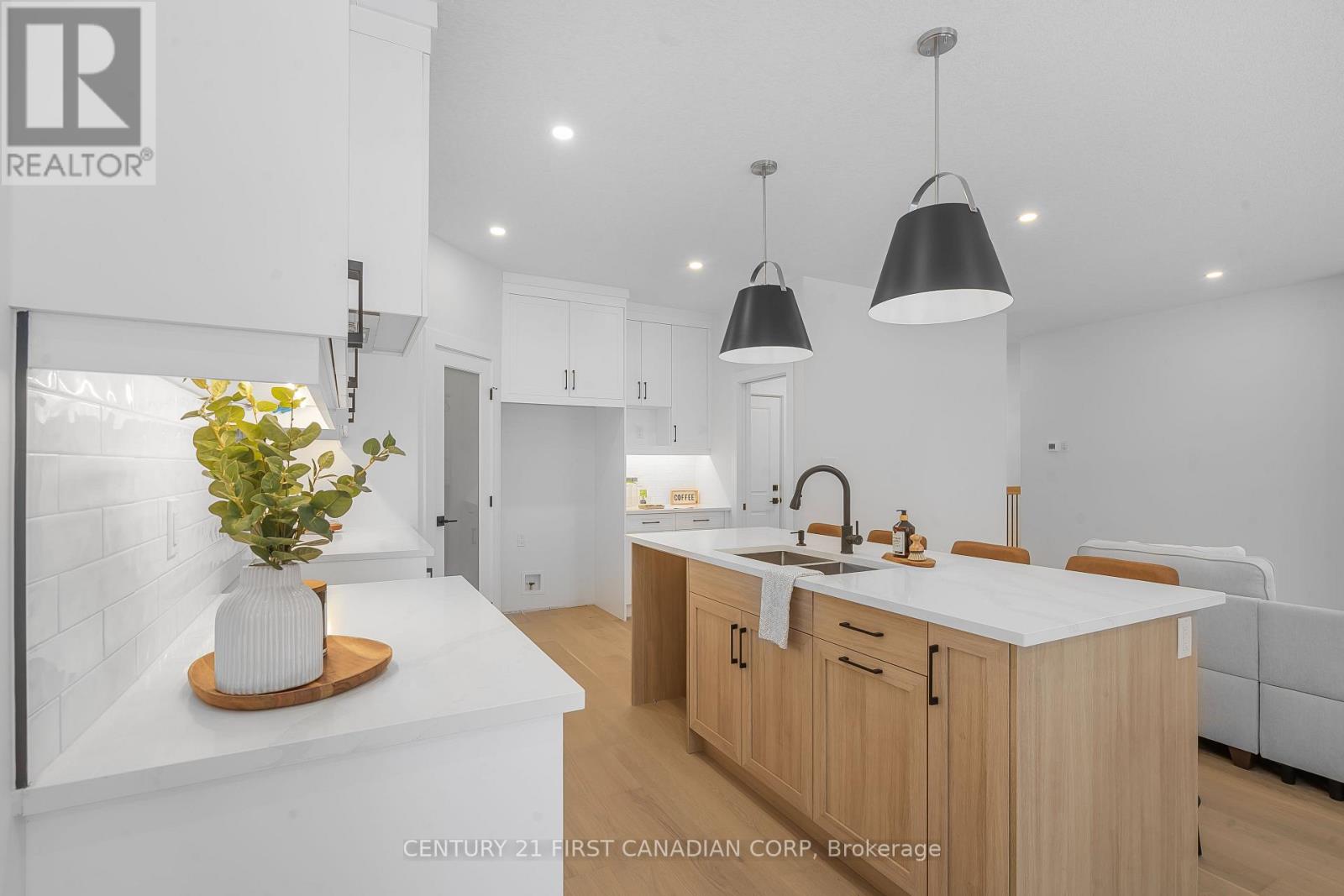 16 - 430 Head Street, Strathroy-Caradoc, Ontario  N7G 2K2 - Photo 15 - X12356481