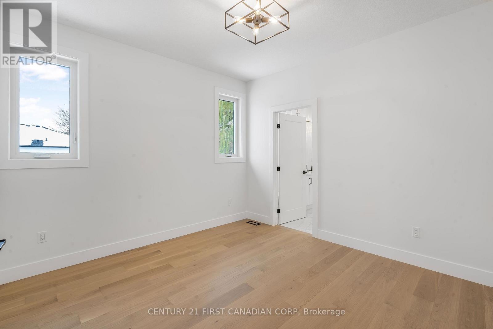 16 - 430 Head Street, Strathroy-Caradoc, Ontario  N7G 2K2 - Photo 21 - X12356481