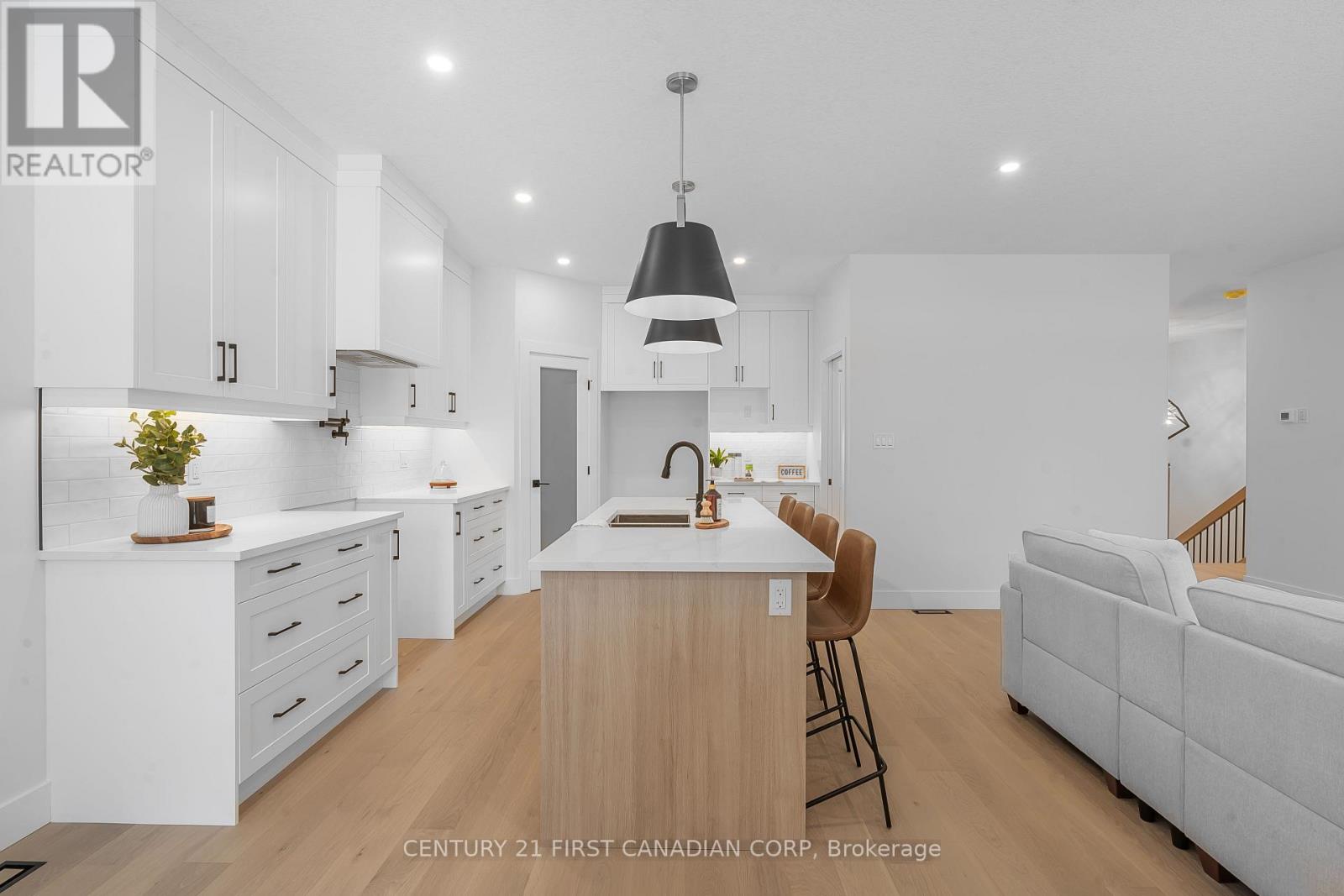 16 - 430 Head Street, Strathroy-Caradoc, Ontario  N7G 2K2 - Photo 14 - X12356481