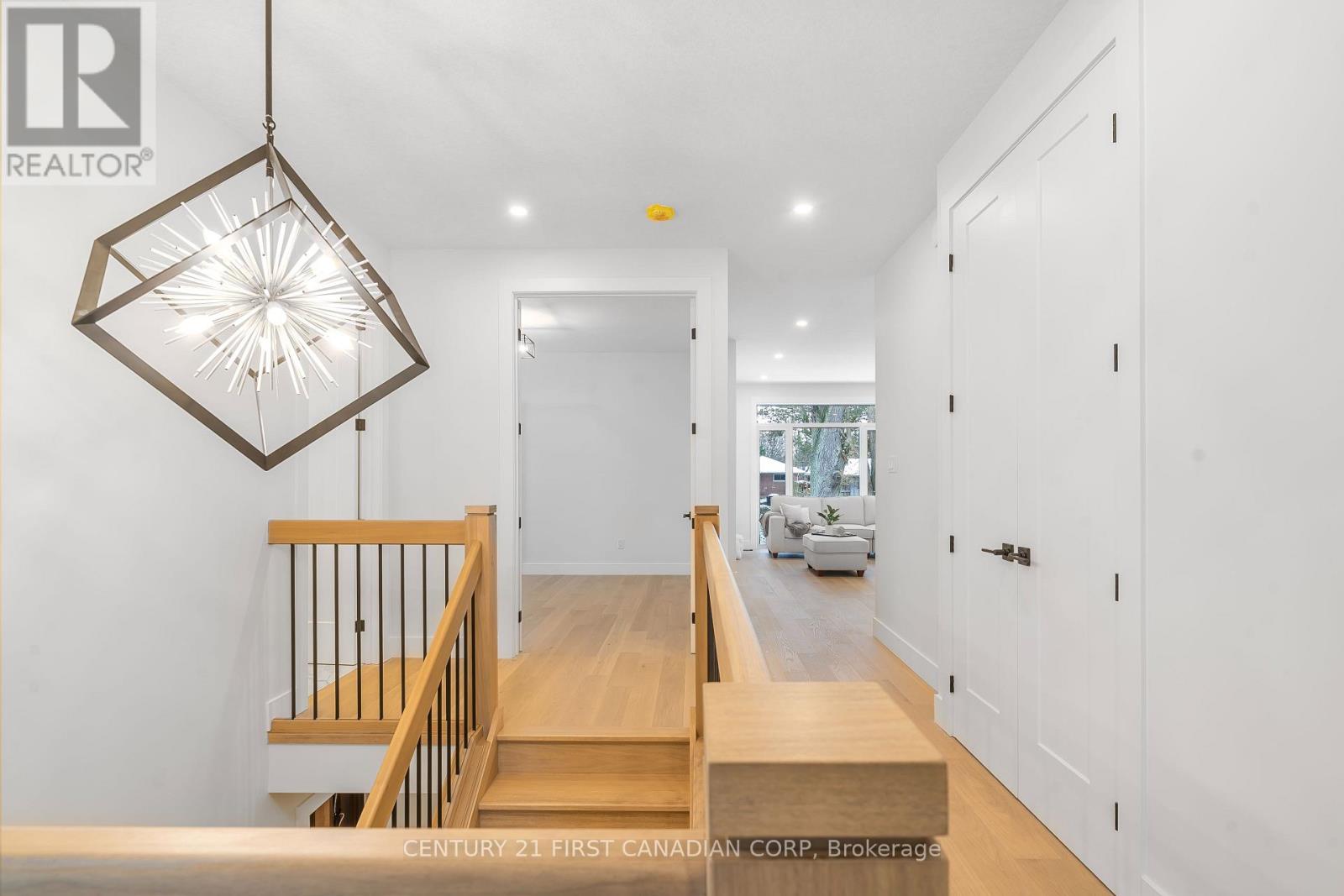 16 - 430 Head Street, Strathroy-Caradoc, Ontario  N7G 2K2 - Photo 7 - X12356481