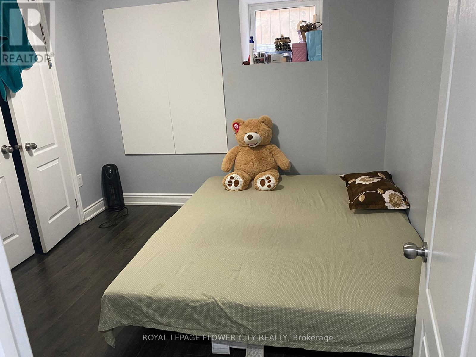 125 - 125 Don Minaker Drive, Brampton, Ontario  L6P 2W1 - Photo 4 - W12445232