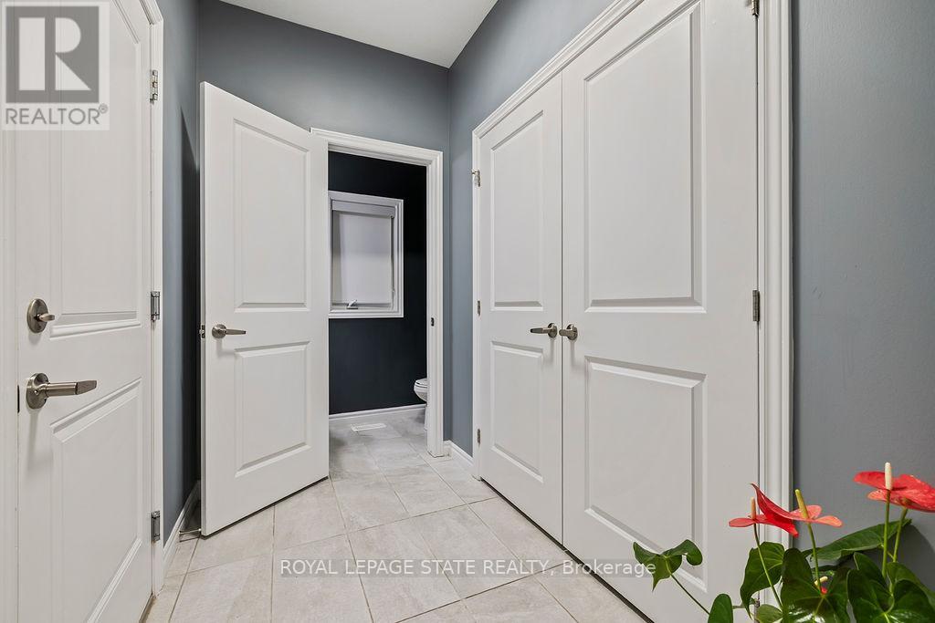 4040 Stadelbauer Drive, Lincoln, Ontario L3J 0S5 - Photo 14 - X12554866