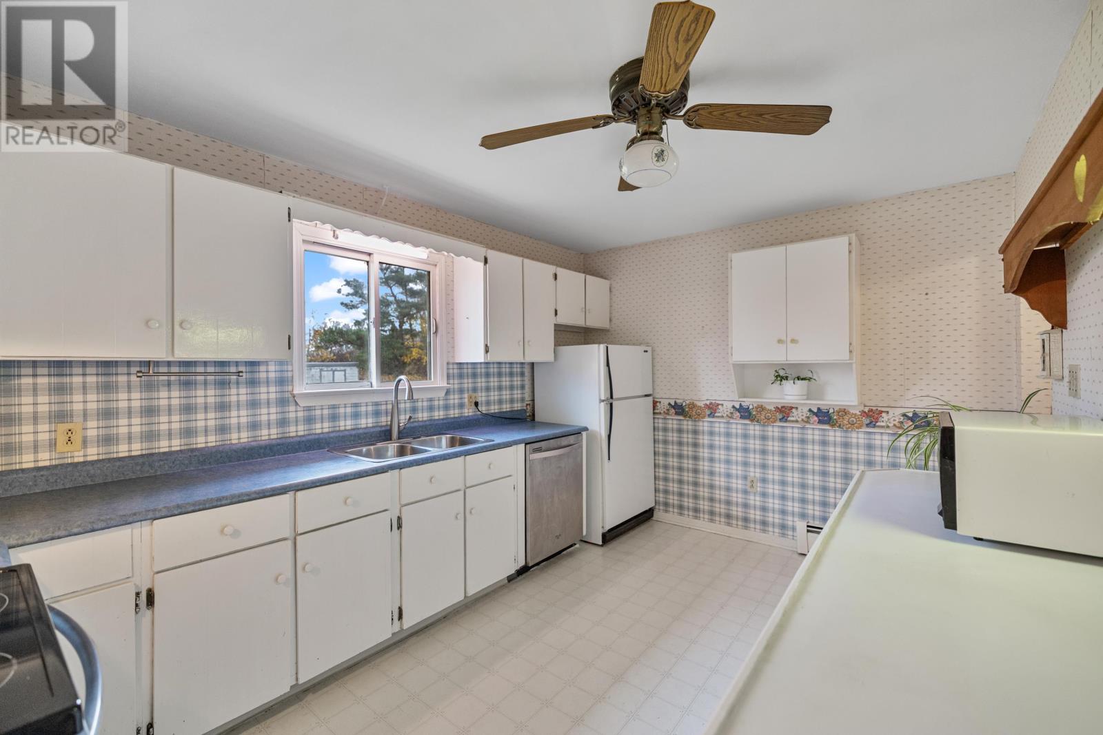 8 Maclauchlan Road, West Covehead, Prince Edward Island  C0A 1P0 - Photo 13 - 202528259