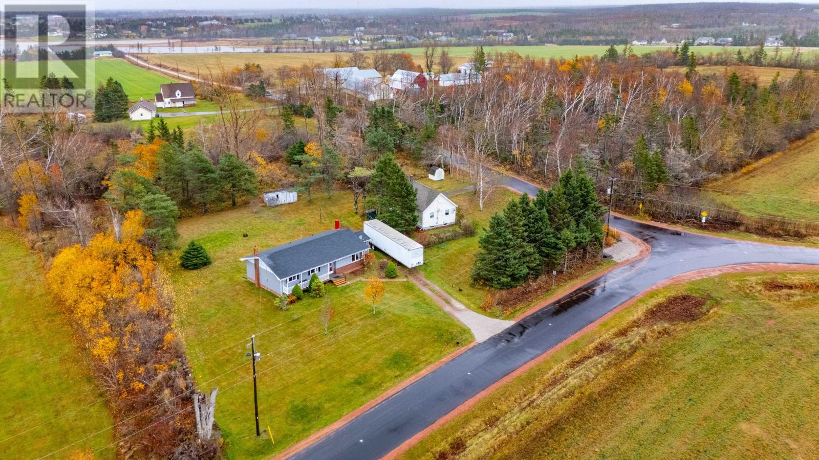 8 Maclauchlan Road, West Covehead, Prince Edward Island  C0A 1P0 - Photo 4 - 202528259