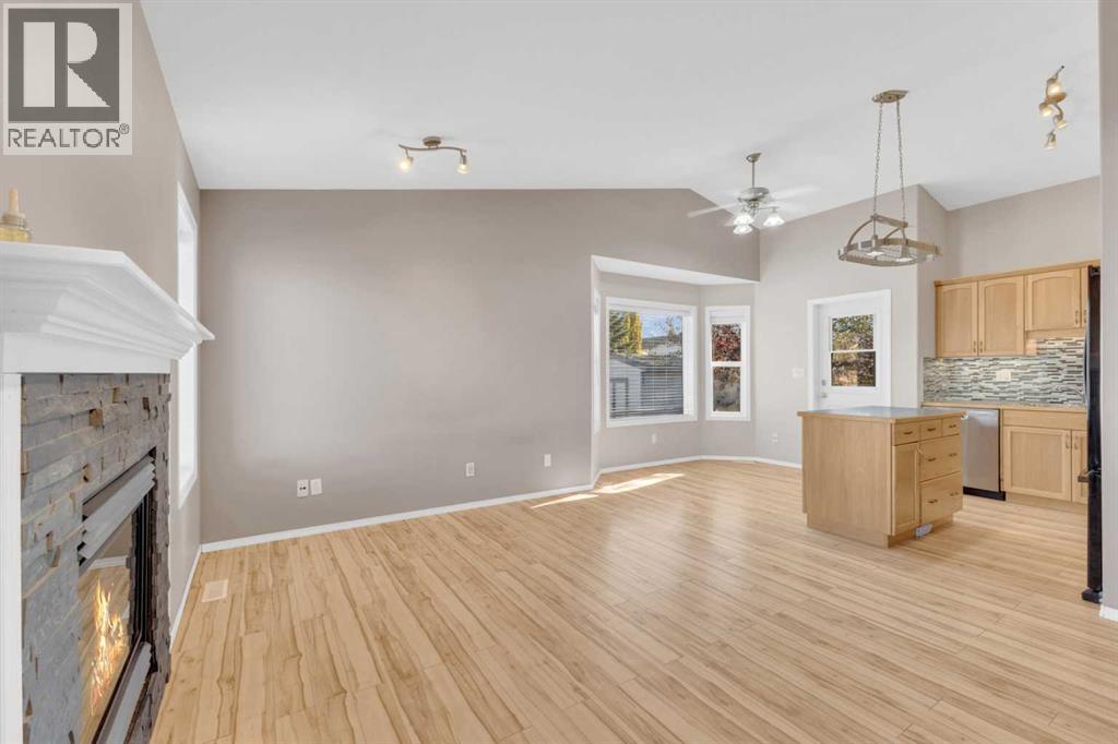 148 Ammeter Close, Red Deer, Alberta  T4R 2Y4 - Photo 6 - A2266759