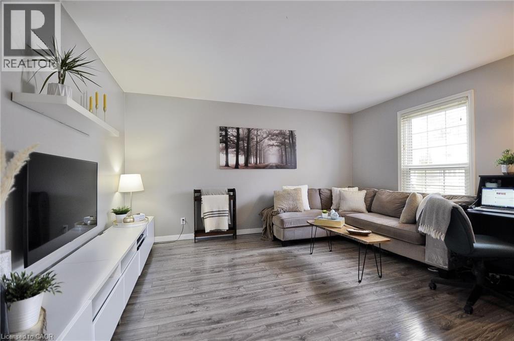 427 Bankside Crescent, Kitchener, Ontario  N2N 3E5 - Photo 6 - 40788130