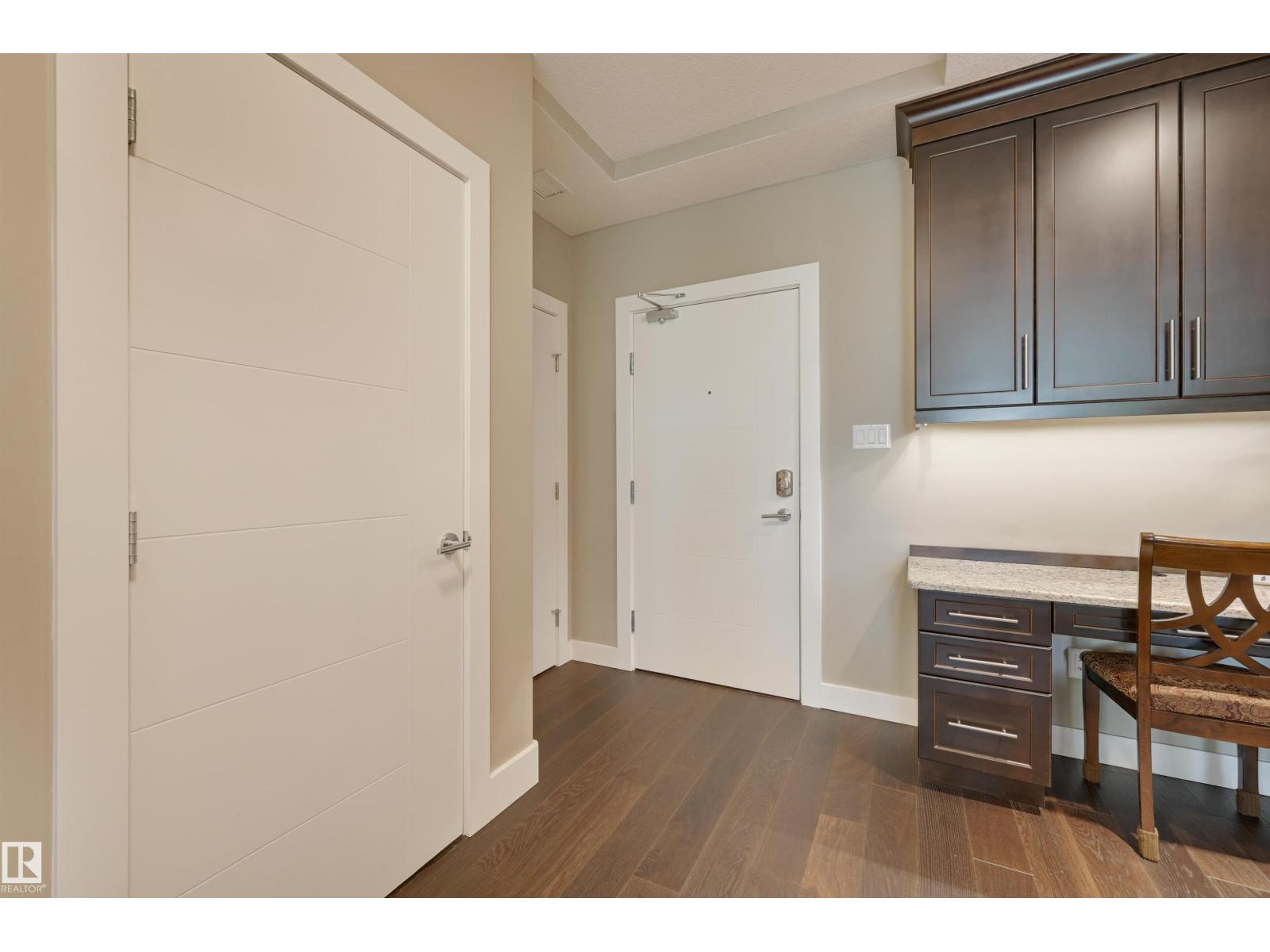 #221 11080 Ellerslie Rd Sw, Edmonton, Alberta  T6W 2C2 - Photo 4 - E4460535