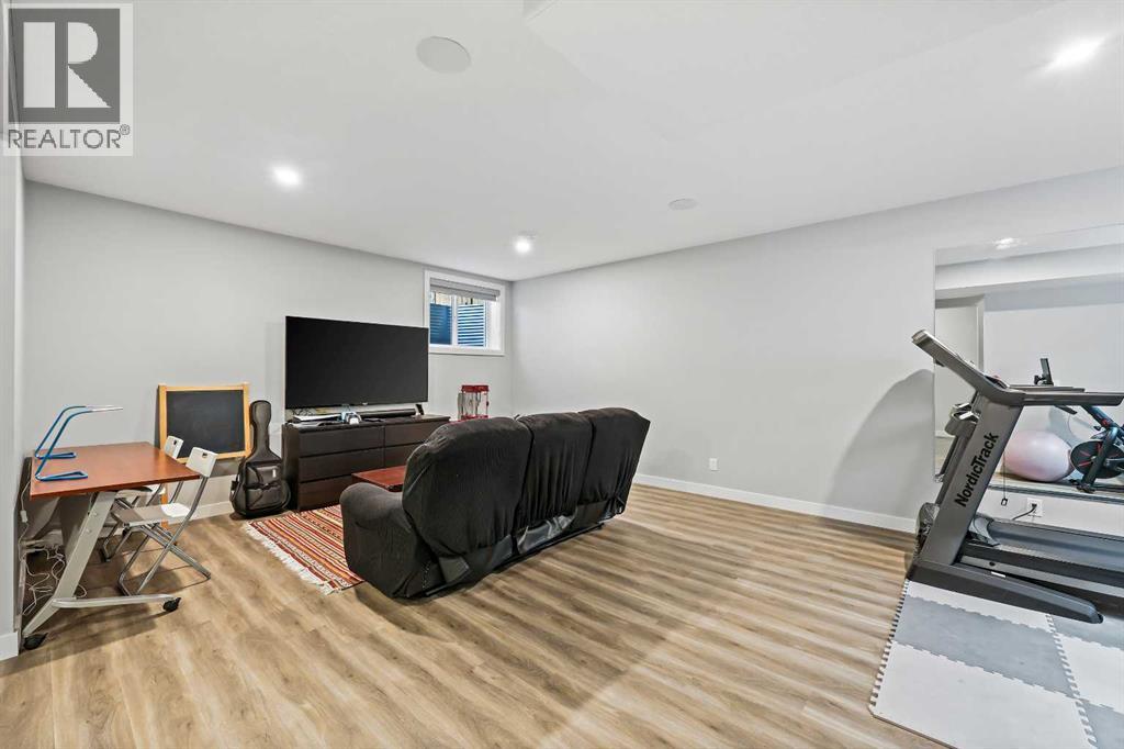 34 Coach Ridge Point Sw, Calgary, Alberta  T3H 2A7 - Photo 36 - A2259480