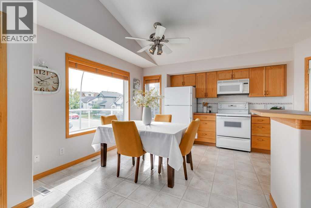 133 Chaparral Ridge Point Se, Calgary, Alberta  T2X 3M6 - Photo 8 - A2260852