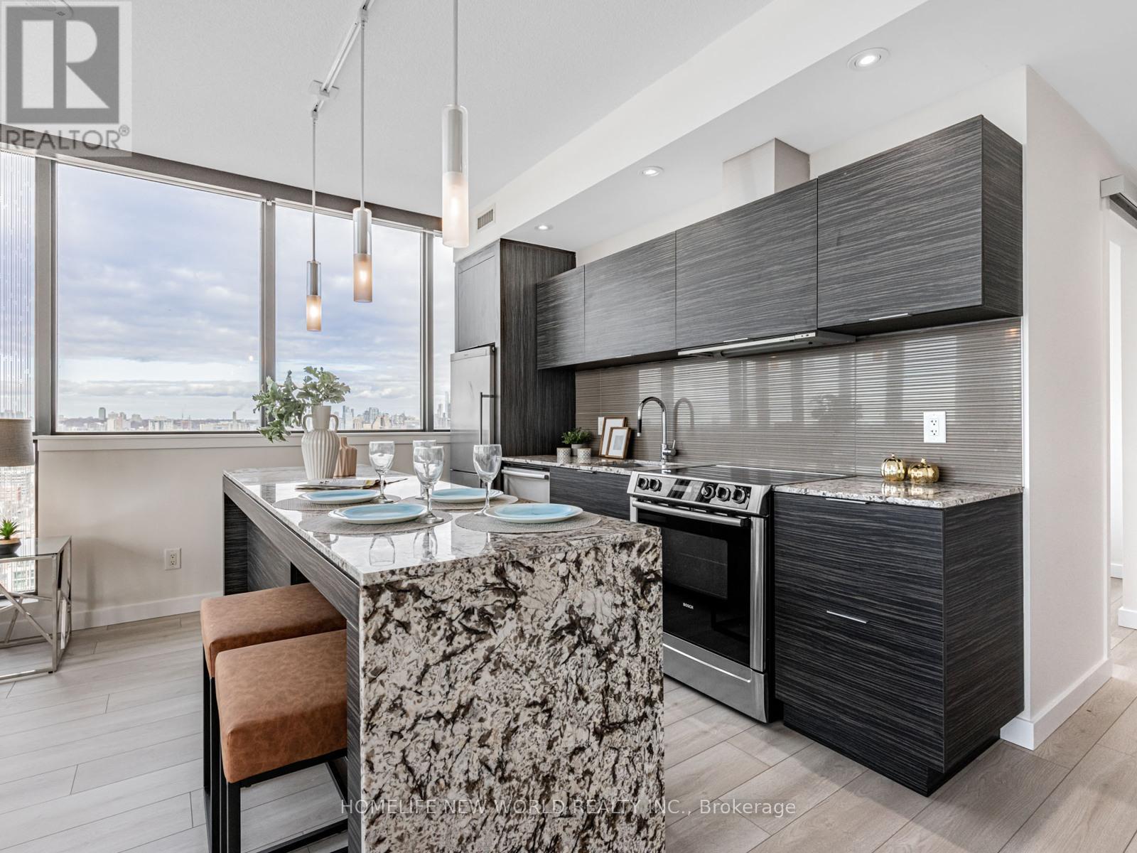 2802 - 8 Charlotte Street, Toronto, Ontario  M5V 0K4 - Photo 10 - C12559646