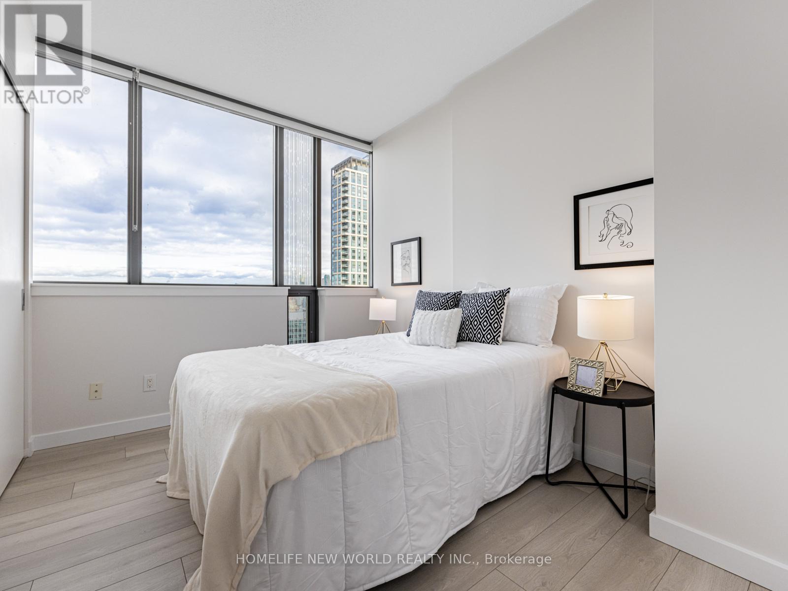 2802 - 8 Charlotte Street, Toronto, Ontario  M5V 0K4 - Photo 6 - C12559646