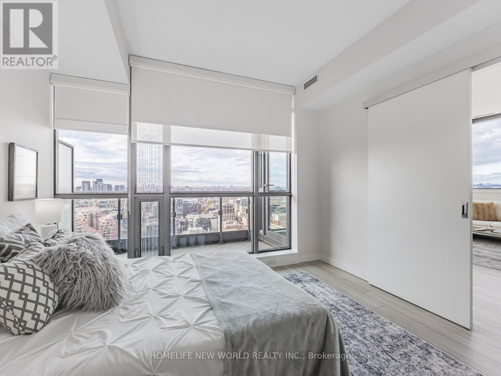 2802 - 8 Charlotte Street, Toronto, Ontario  M5V 0K4 - Photo 7 - C12559646